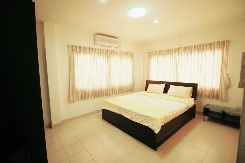 Паттайя: Adare Villa