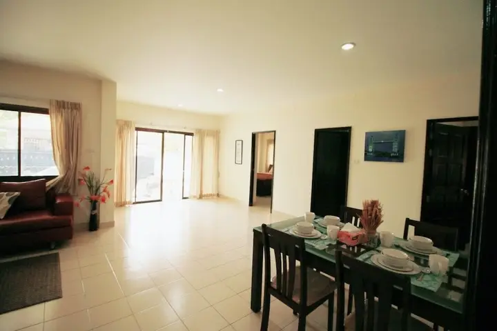 Паттайя: Adare Villa