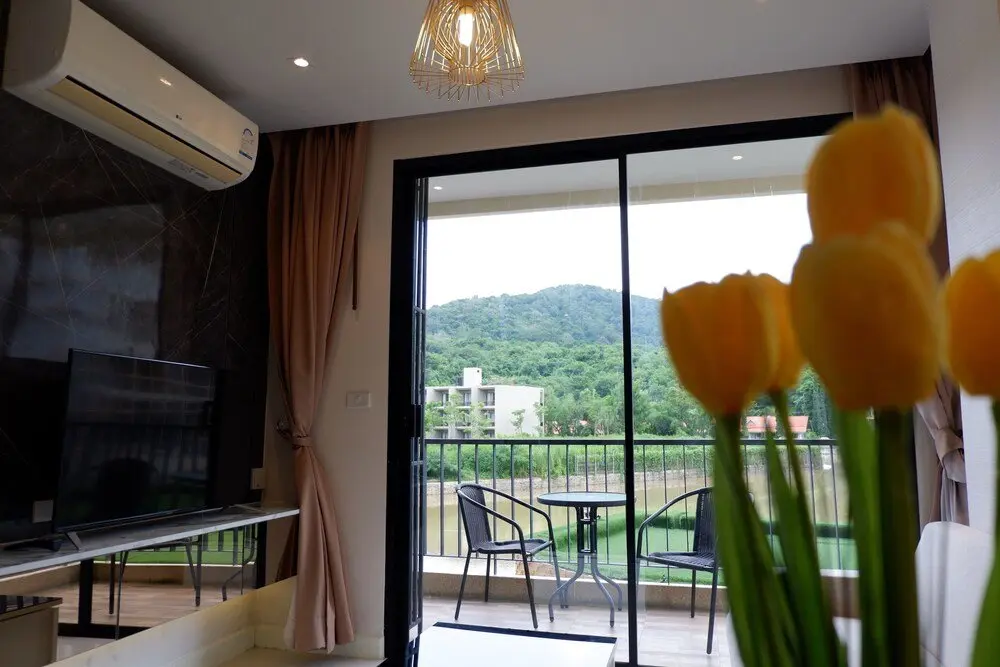 Муанг: The Lago Naiharn Phuket By Sala Estate