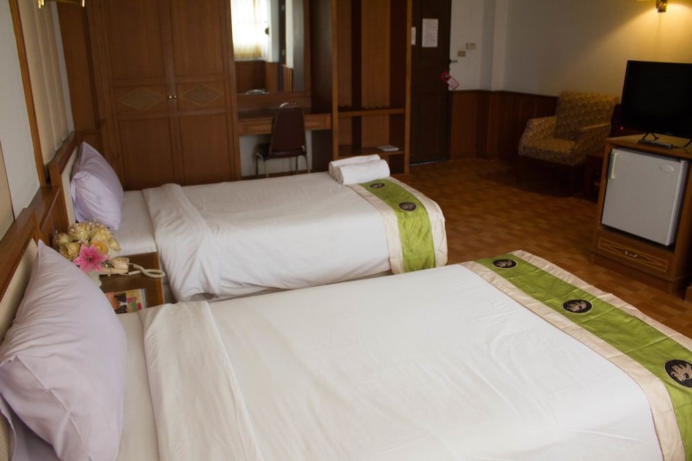 Кхлонг-Янг: Sripatana Hotel