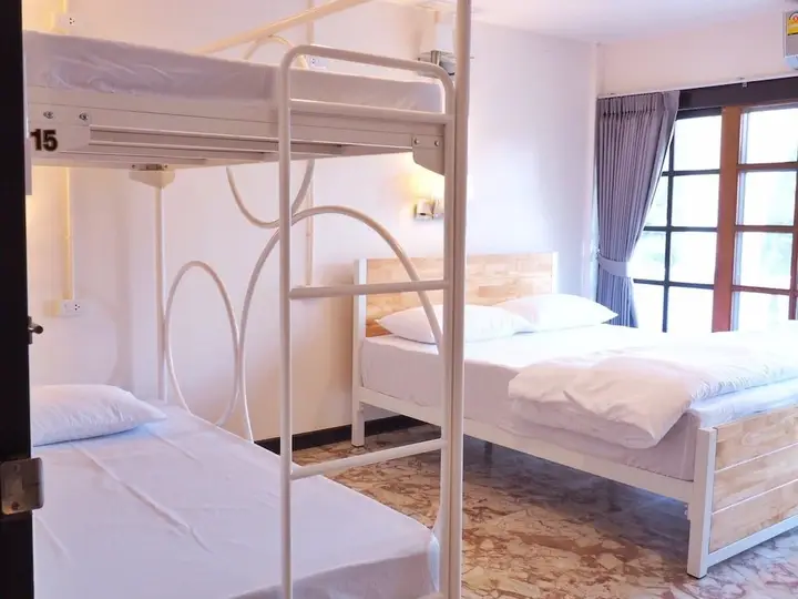 Бангкок: Esse Hostel