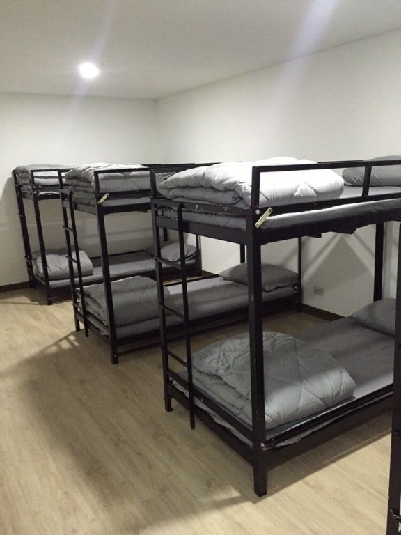 Бангкок: KruDam Gym Hostel