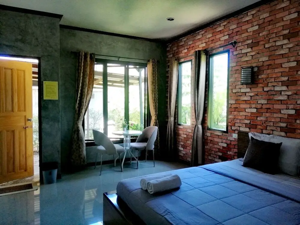 Ban Phaeng: Khun Naparn Resort