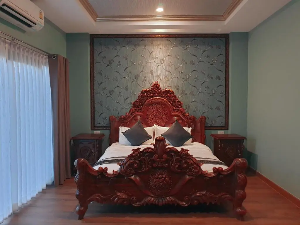 Кхлонг-Янг: Chunlee Grand Hotel
