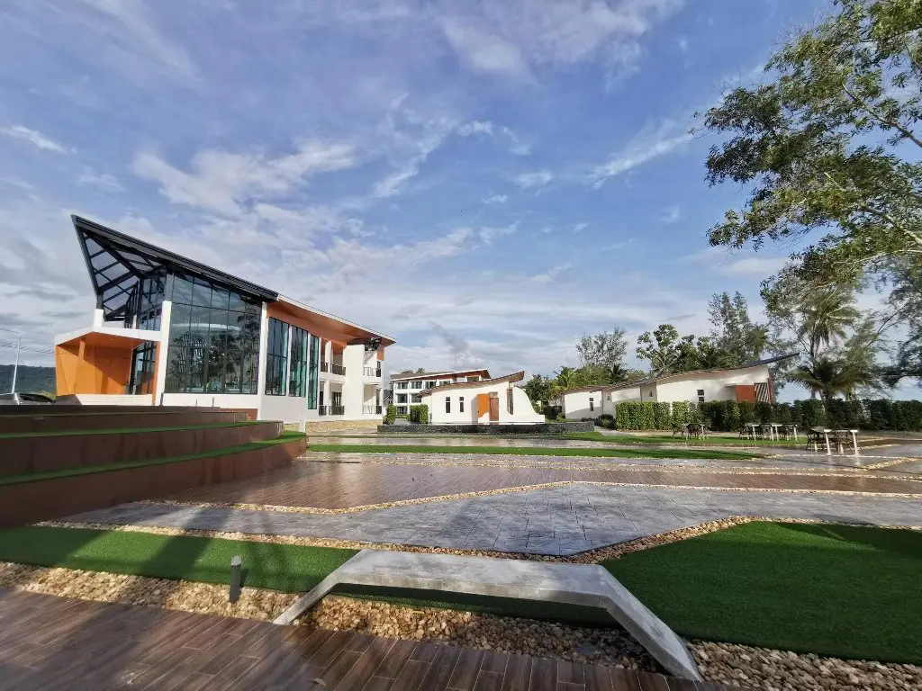 Клонг-Яй: De VeraNiO Resort