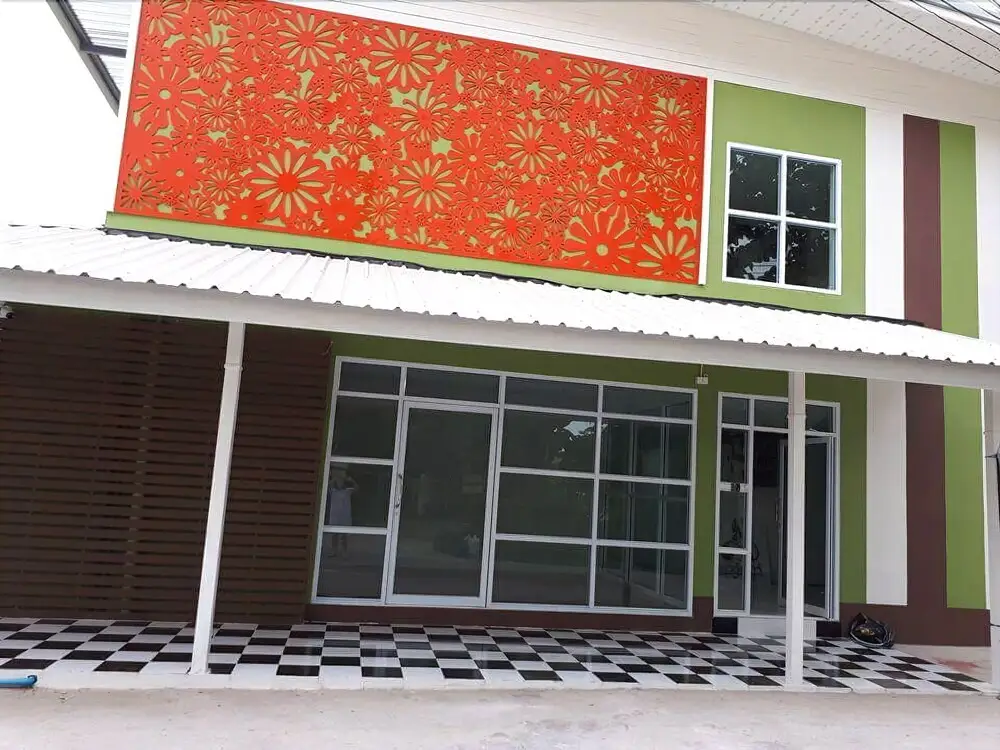Чианграй: Avarin Place