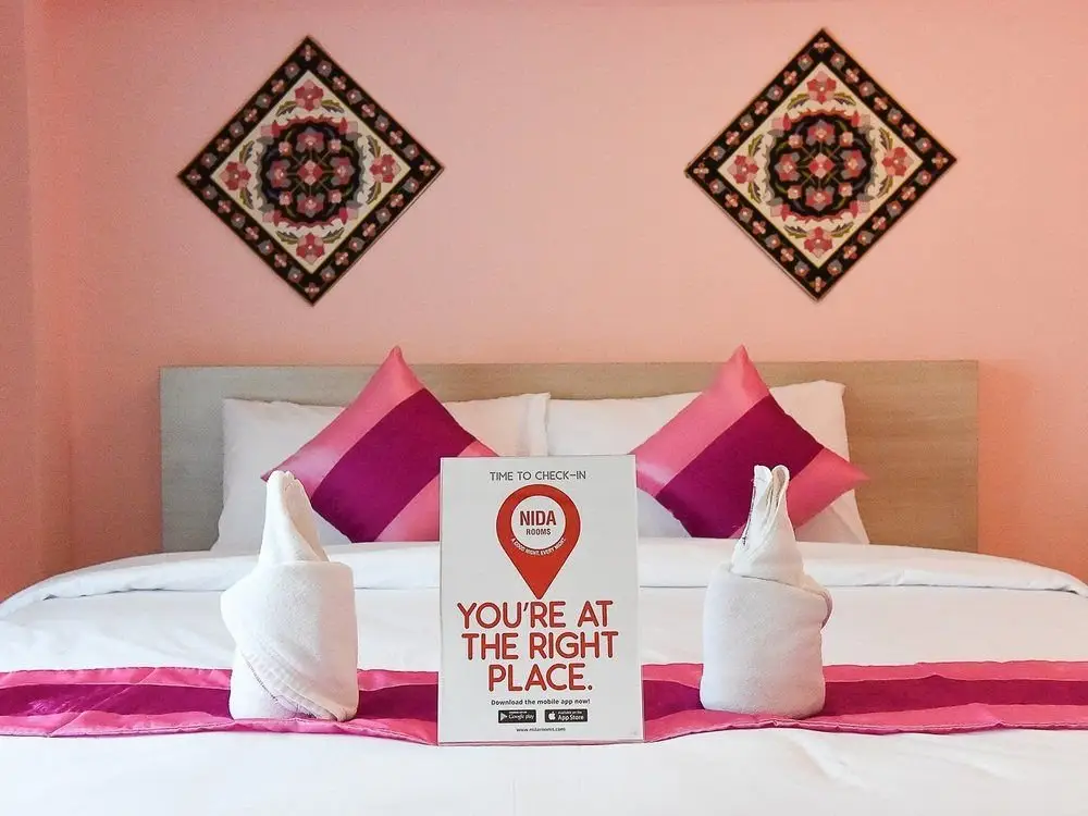 Чиангмай: Nida Rooms Rat Uthit Soi 7 Temple