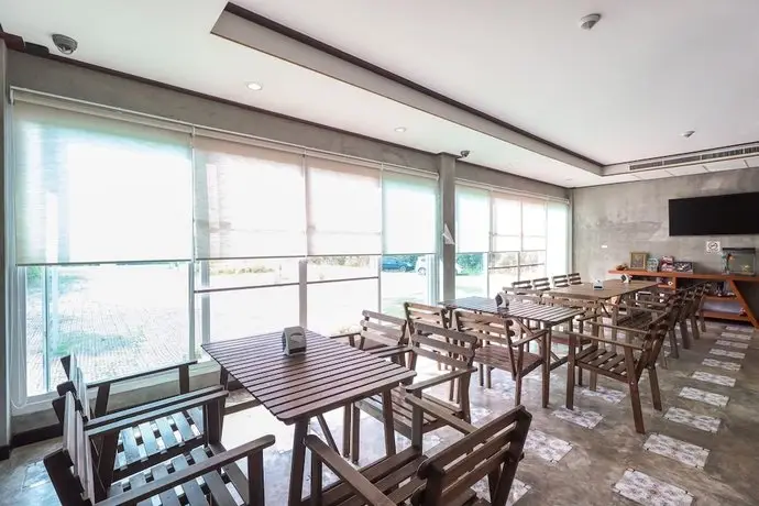 Мае-Он: Oyo 360 de Phunchai Hometel,Lamphun