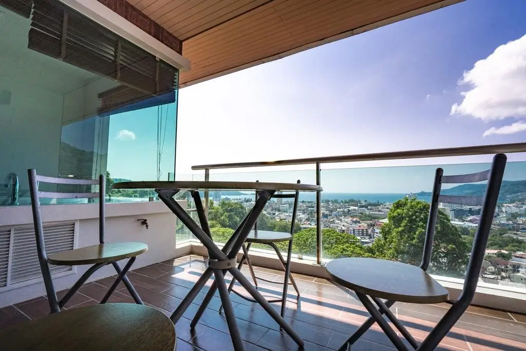 Кату: CAPITAL O890 The Royal Bay View Villas