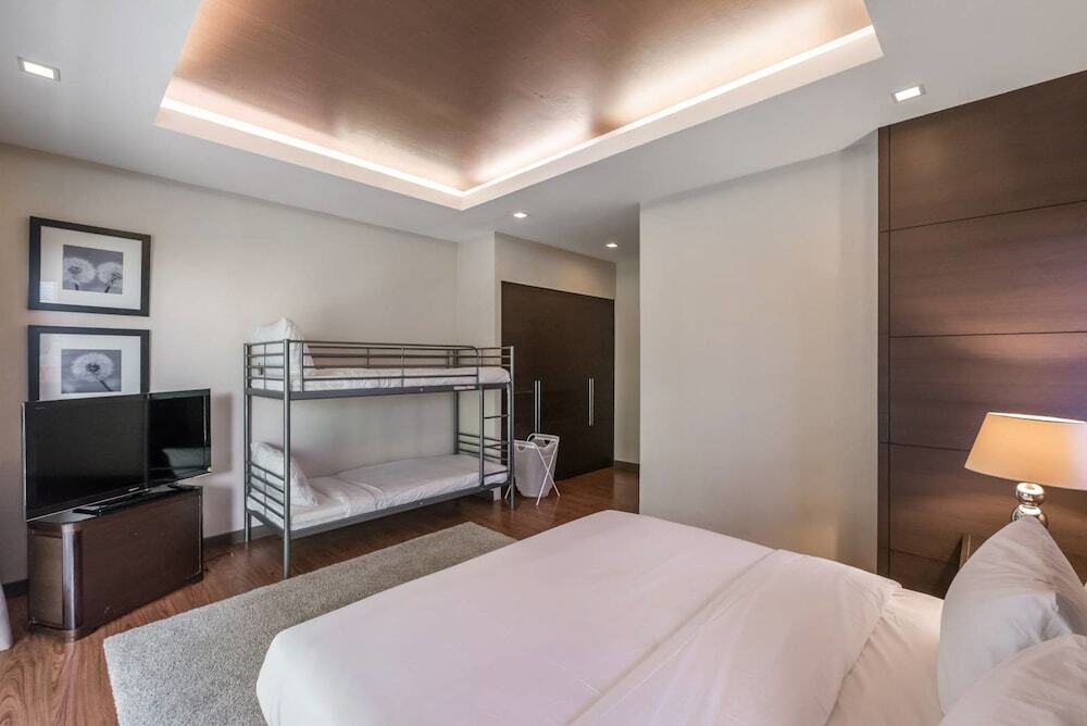 Паттайя: AnB Poolvilla Grand Modern 3BR Jomtien