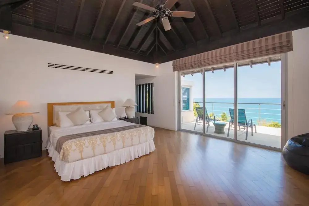 Тхаланг: Beautiful 3-Bedroom Villa at Surin Beach