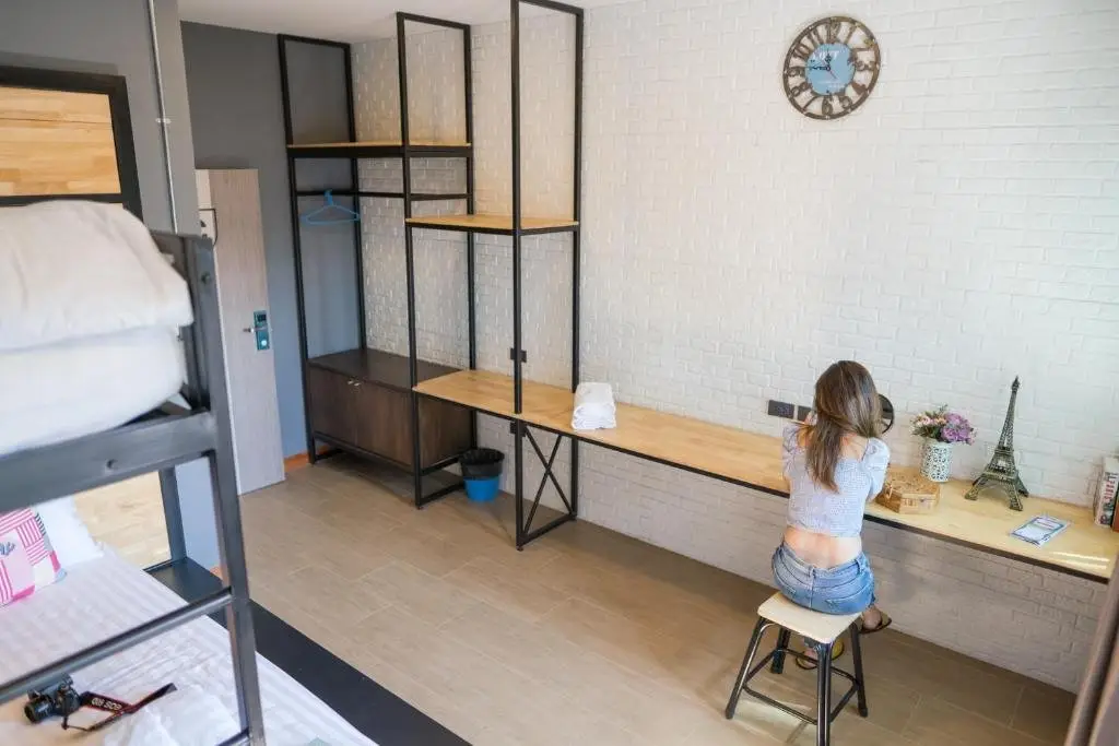 Чиангмай: Ray Coffee Bar & Hostel - Adults Only