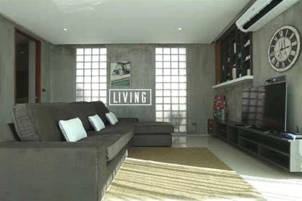 Кату: Natural Touch Modern 2 Bedrooms Villa