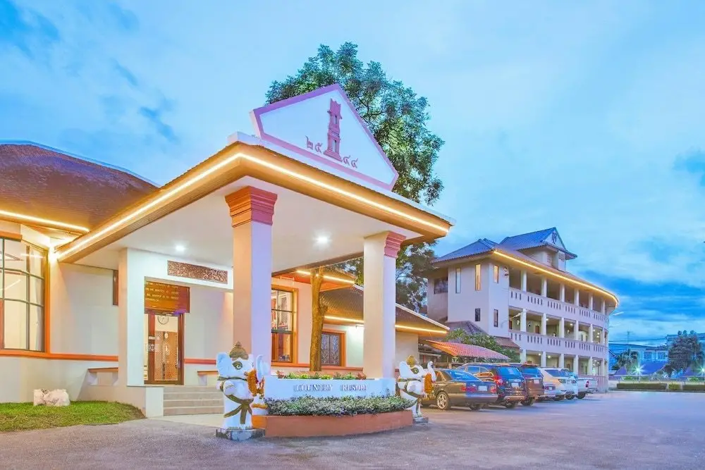 Столичный район Чантхабури: New The O.V & Ruen Dusit Hotel
