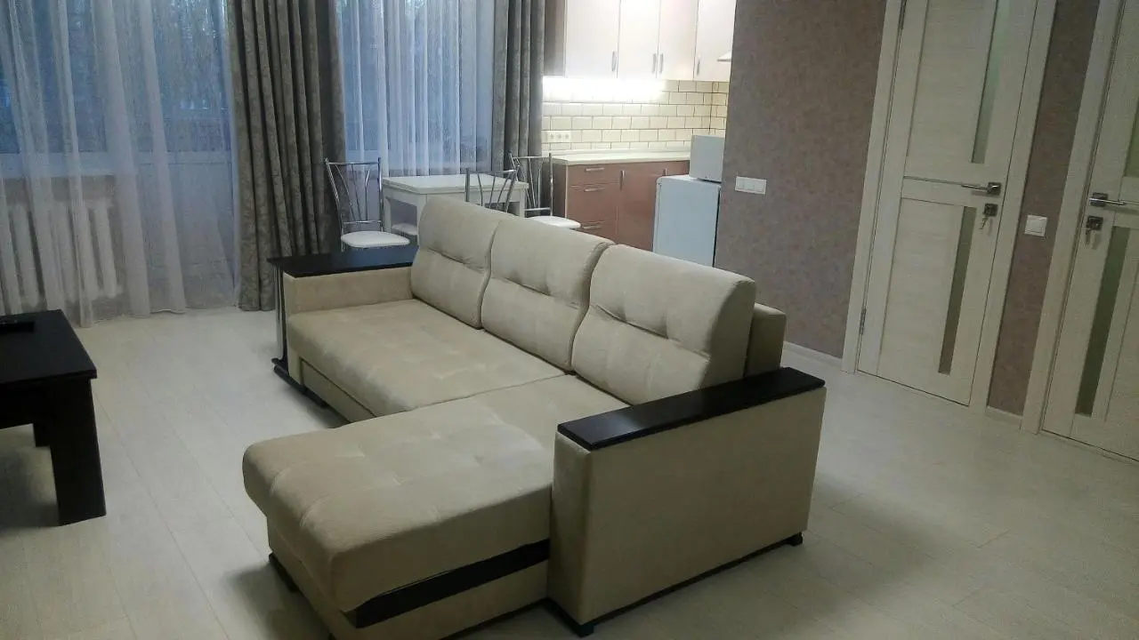 Смоленск: Apartment on Rayevskogo 10