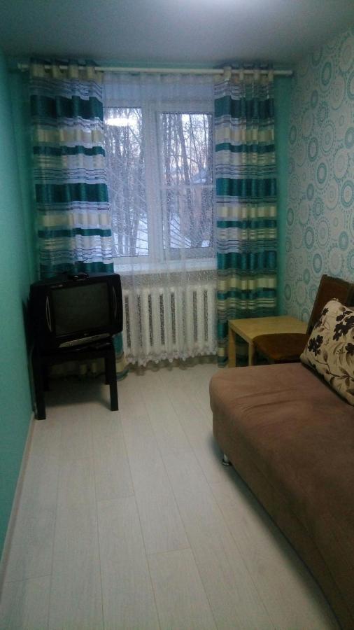 Смоленск: Apartment on Rayevskogo 10