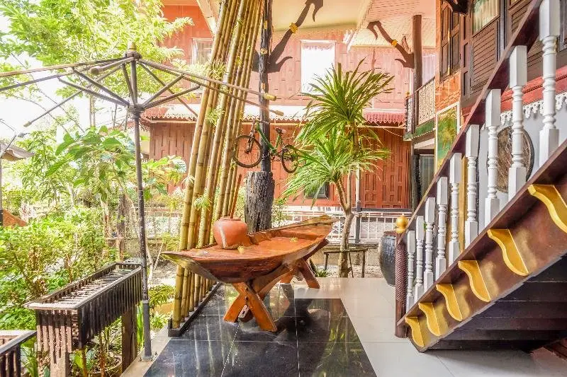 Бангкок: Oyo 326 Ruen Thai Mareeya