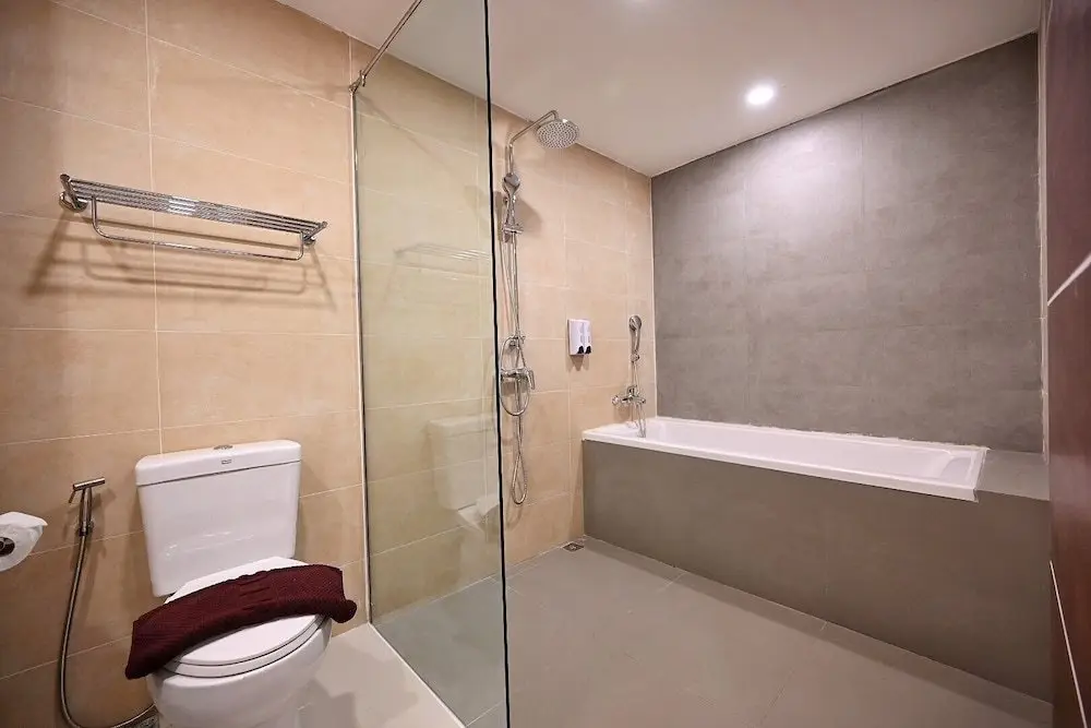 Кхонкэн: L2hotel