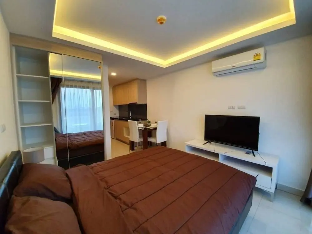 Паттайя: Laguna Beach Resort 3 Jomtien Beach By Deli Real Estate