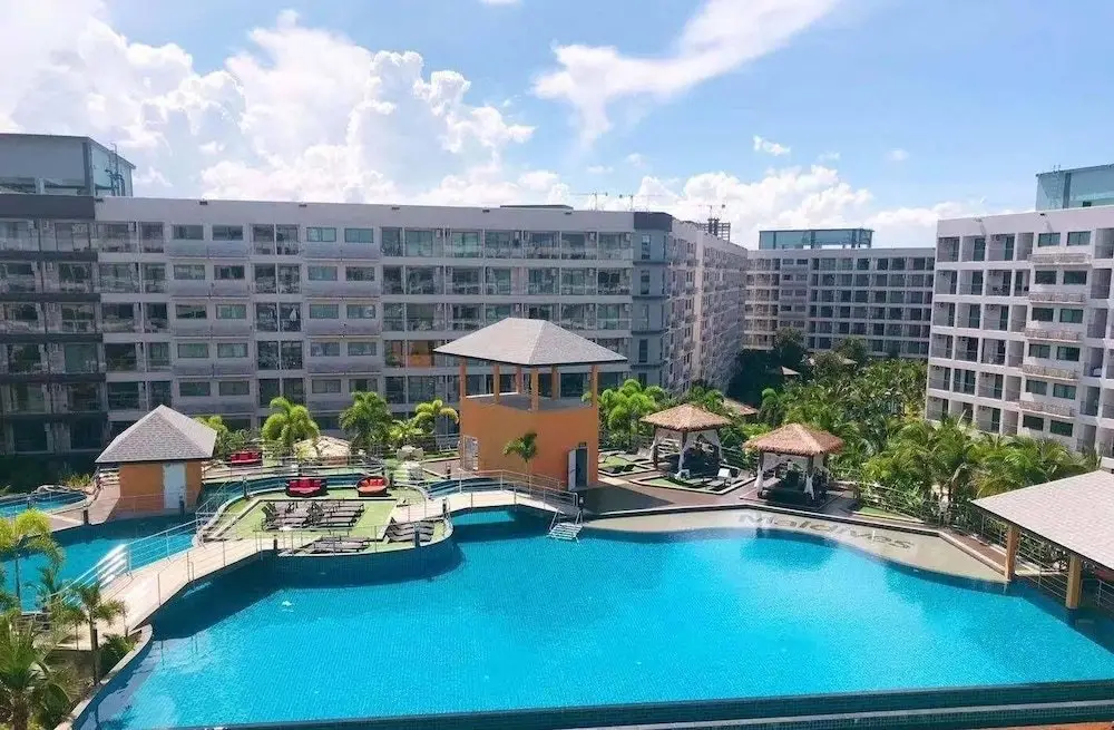 Паттайя: Laguna Beach Resort 3 Jomtien Beach By Deli Real Estate