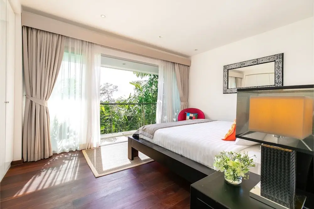 Тхаланг: 4-BR Seaview Villa at Surin Beach