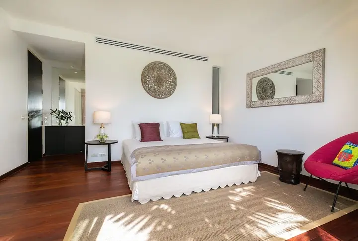 Тхаланг: 4-BR Seaview Villa at Surin Beach