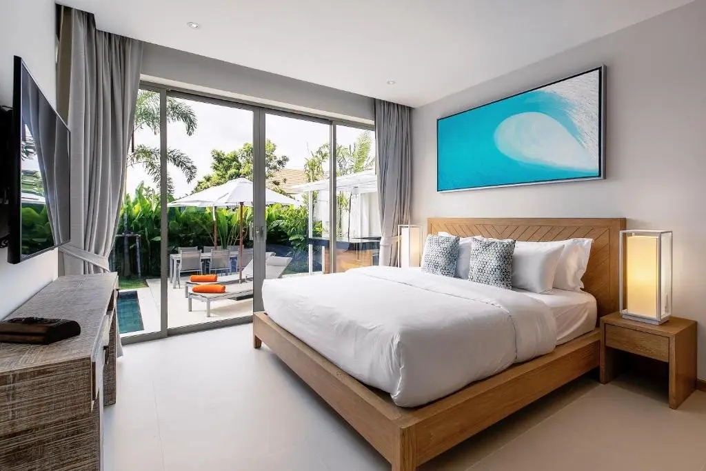 Тхаланг: Modern 3BR Villa with Private Pool & BBQ
