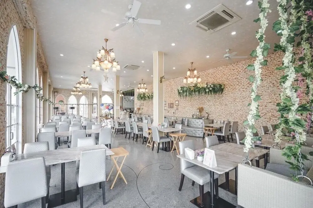 Бангтхорат: Finland Resort Inn