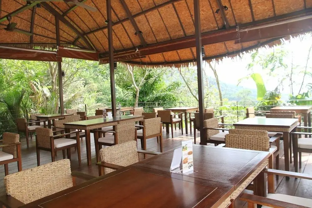 Муанг: Apartment with 2 Bedrooms in Phuket, with Wonderful Sea View, Shared Pool, Furnished Balcony - 2 Km From the Beach