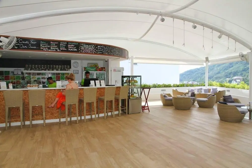 Муанг: Apartment with 2 Bedrooms in Phuket, with Wonderful Sea View, Shared Pool, Furnished Balcony - 2 Km From the Beach