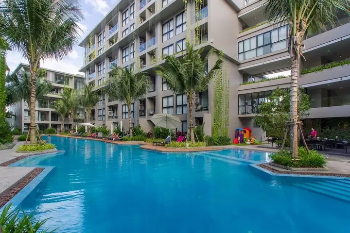 Тхаланг: Apartment Near Bangtao Beach 2bdr 2bth