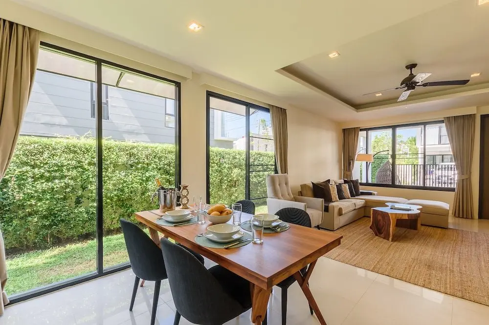 Тхаланг: Townhouse With A Walking Distance From Bangtao Beach