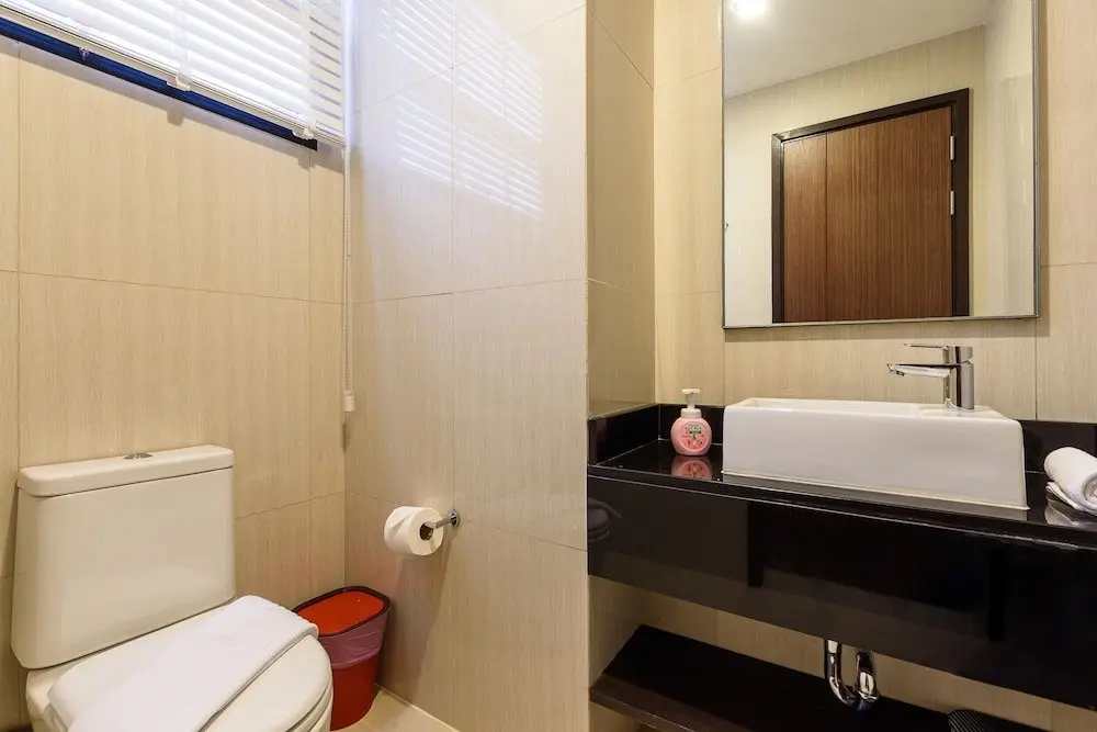 Тхаланг: Townhouse With A Walking Distance From Bangtao Beach
