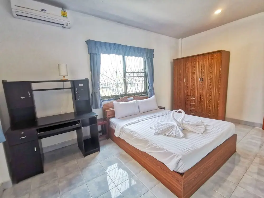 Паттайя: Eakmongkol Villas