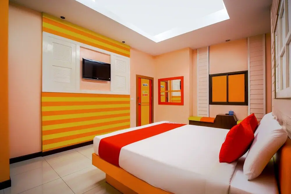 Сирача: OYO 535 Phadaeng Hotel