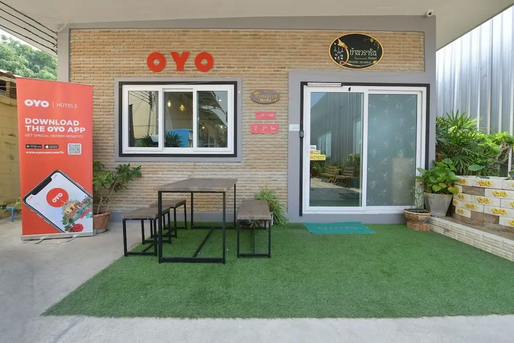 Паттайя: OYO 526 Baan Wararin Hostel