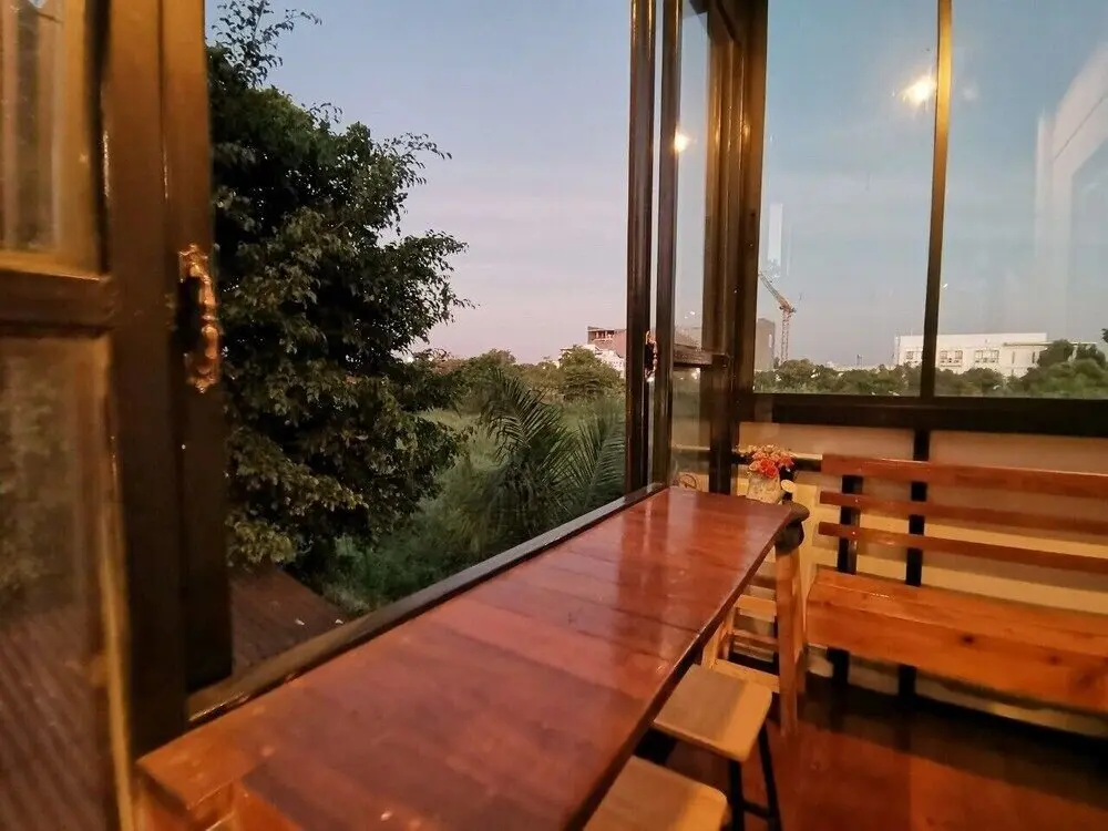 Бангкок: Gardenroom Home Stay And Cafe Suvarnabhumi