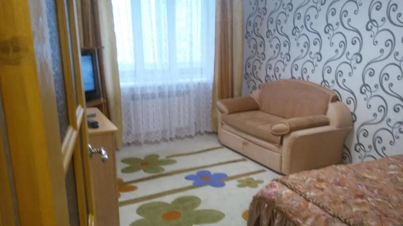 Смоленск: Apartamenty na Yubileynoy