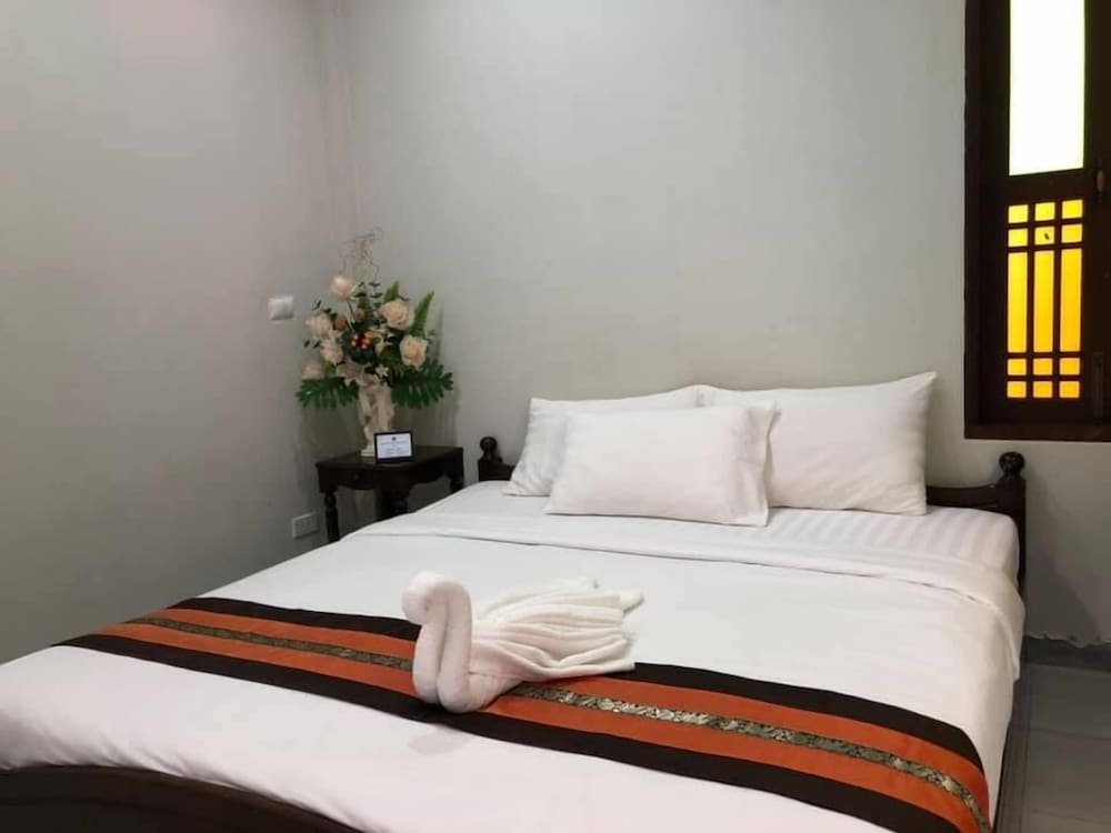 На Чом Тхиан: Excellence Villas & Hostel