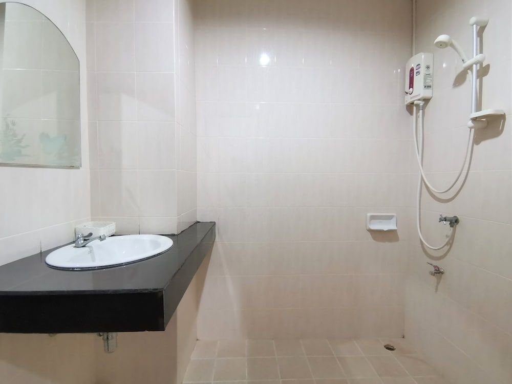 Муанг: Sanguanporn Apartment