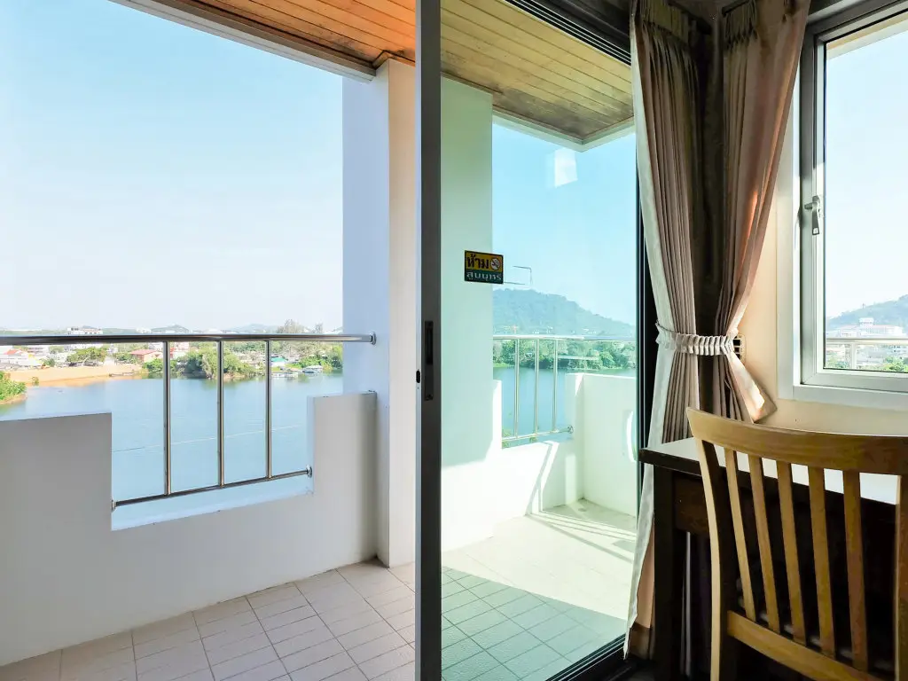 OYO 605 Lake View Phuket Place — фото 1