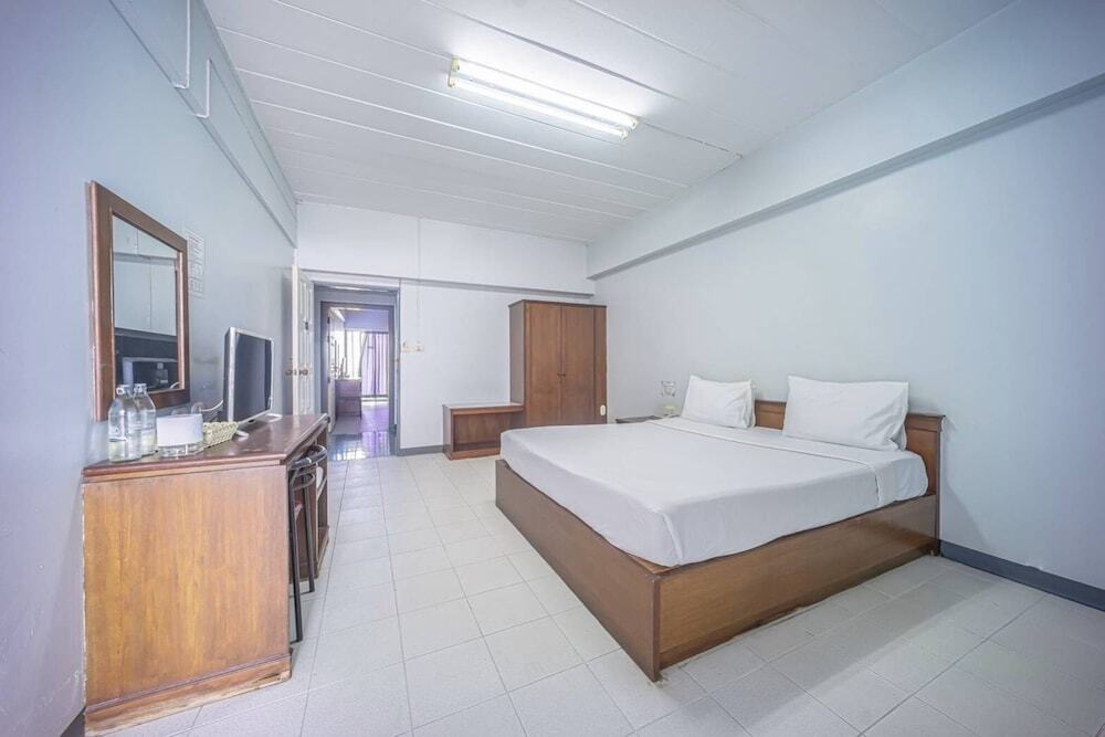Кхонкэн: Pennueng Hotel