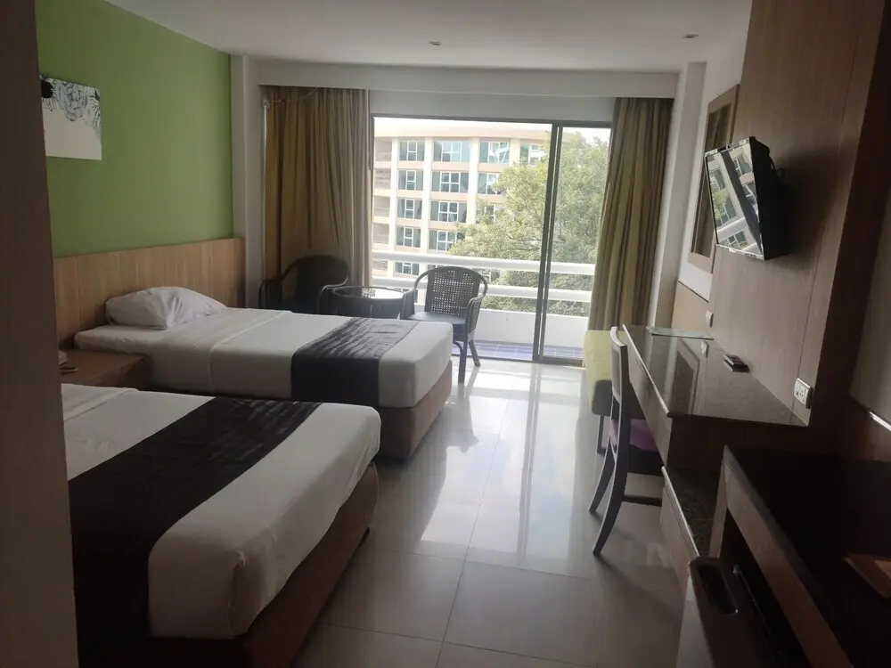 Бангкок: Hotel Metro Inn