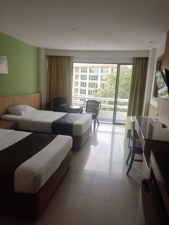 Бангкок: Hotel Metro Inn