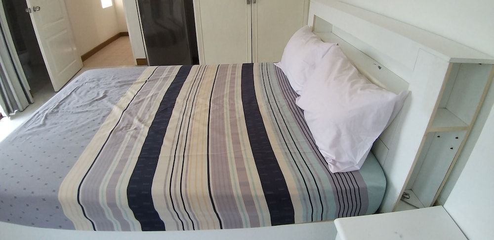 Паттайя: OYO 648 Ake Apartment