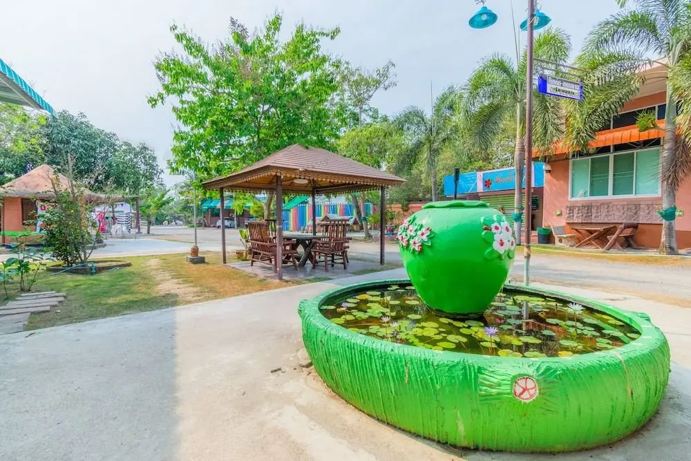 Пхетчхабури: OYO 712 Baandin Resort