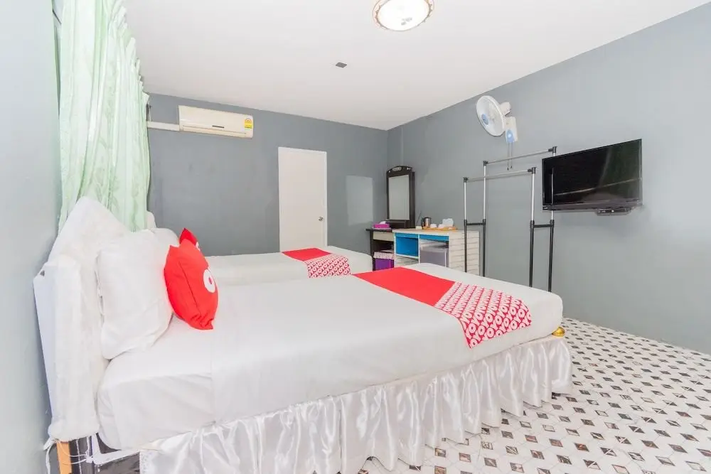 Пхетчхабури: OYO 712 Baandin Resort
