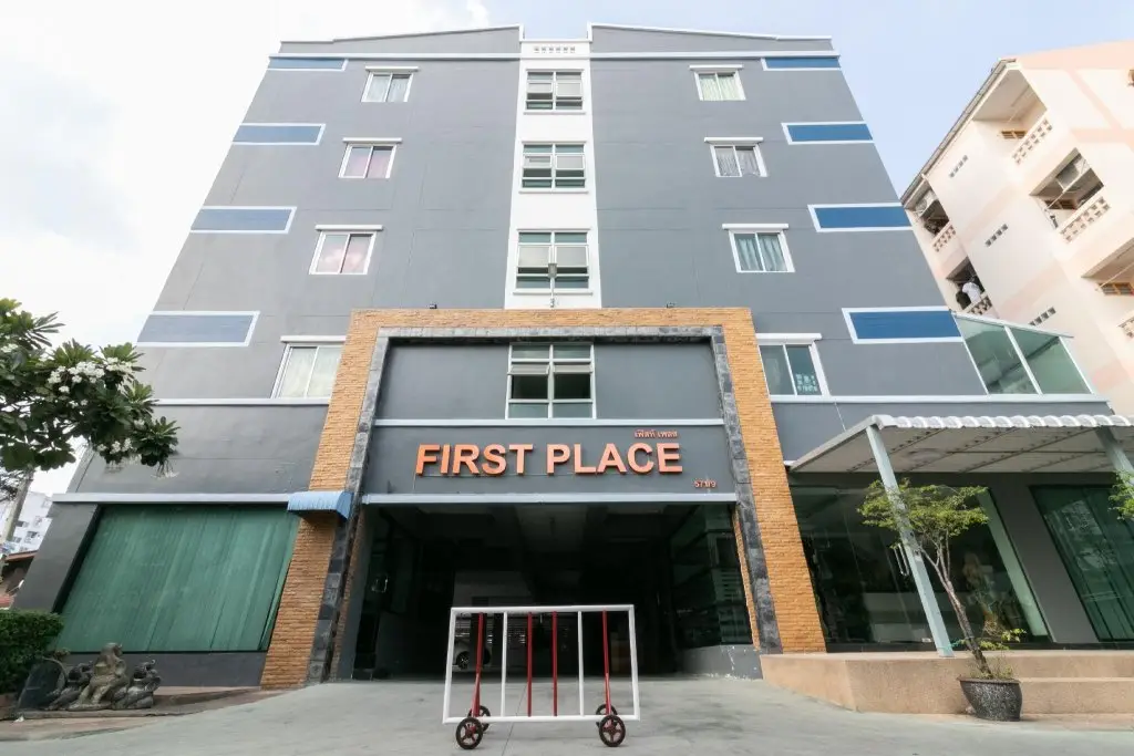 Бангкок: First Place