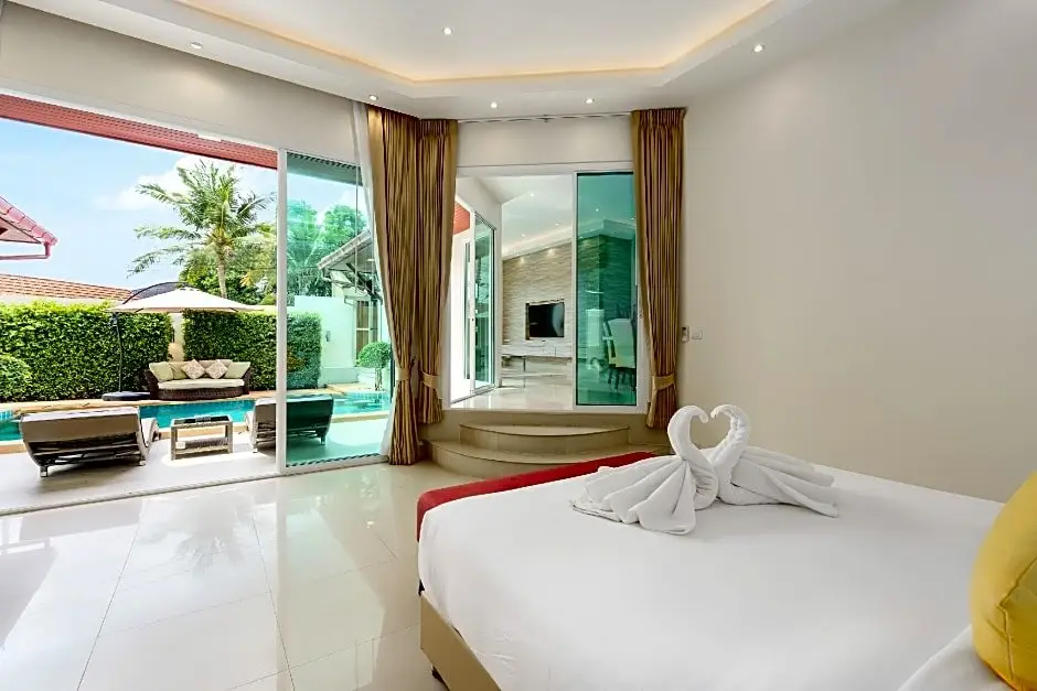 Паттайя: Luxury Pool Villa A14 3BR / 6-8 Persons