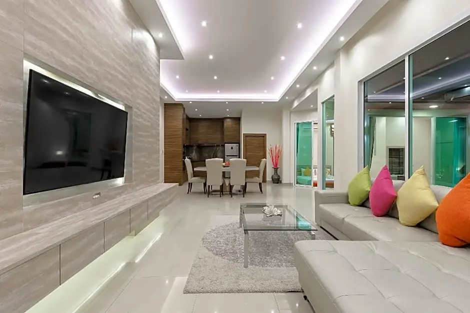 Паттайя: Luxury Pool Villa A14 3BR / 6-8 Persons
